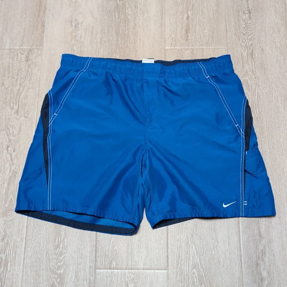 Nike Swim Trunks Mens XL Blue Excellent Mesh Lined Cargo Pocket Board Shorts‎